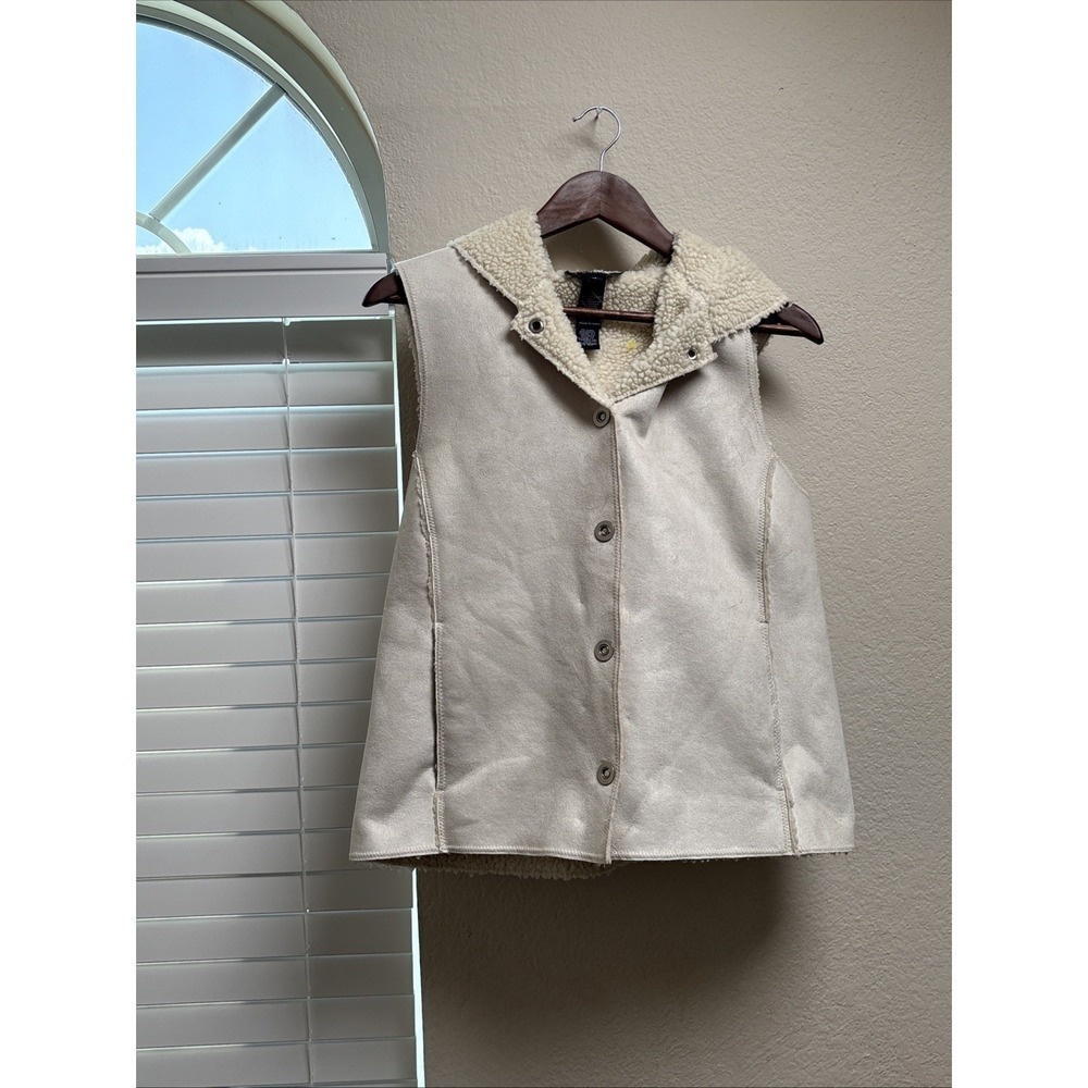 Jones New York Signature Faux Suede Beige Sherpa Size Medium Lined Button Vest